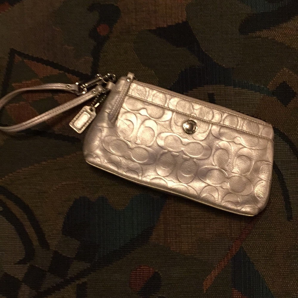 Wristlet